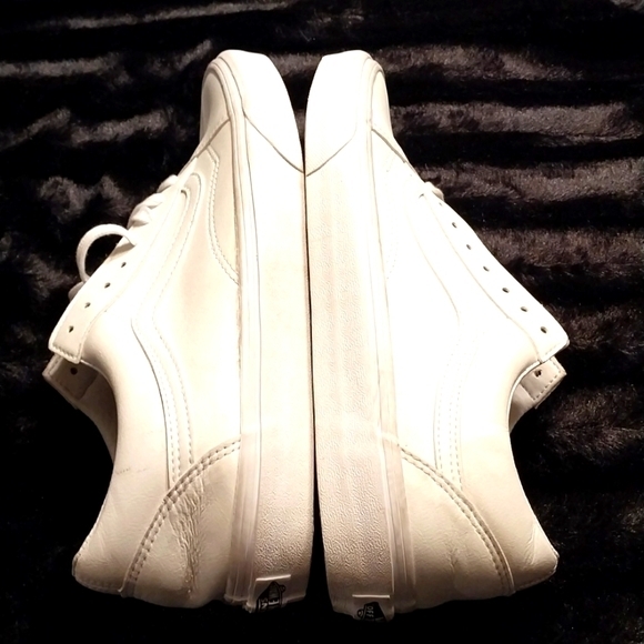 Van's NWOT Old Skool - Off the Wall Unisex Sneakers Men's 8.5 Women's 10 White - Picture 10 of 11